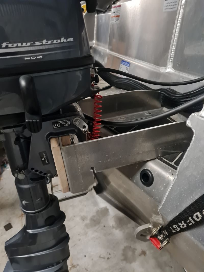 aluminium laser cut auxillery outboard motor bracket