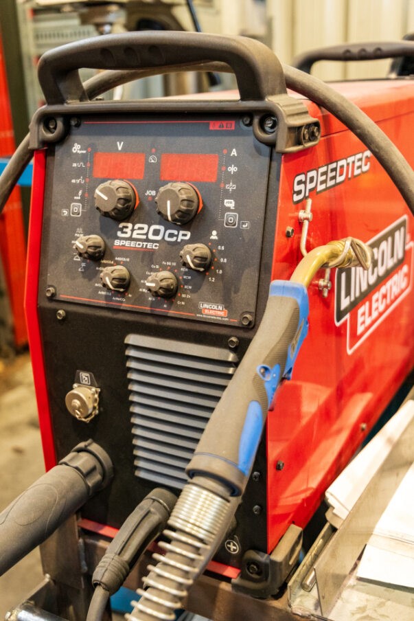 lincoln pulse mig welding machine